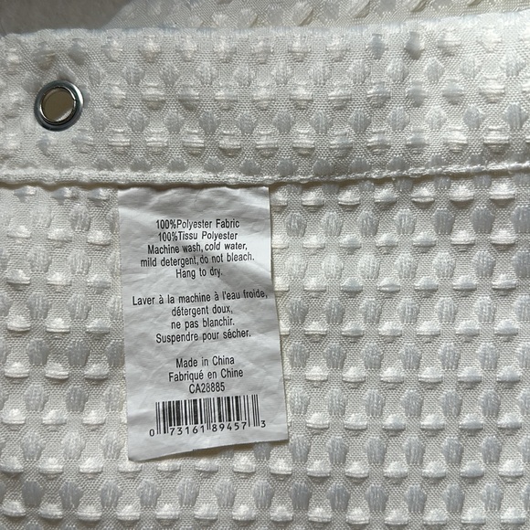 Shower curtain - Picture 2 of 3